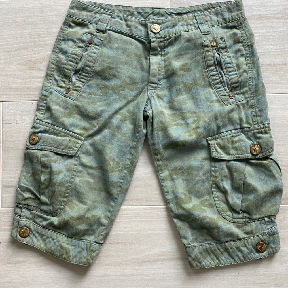 CARGO CAMO HARD TAIL SHORTS - XS